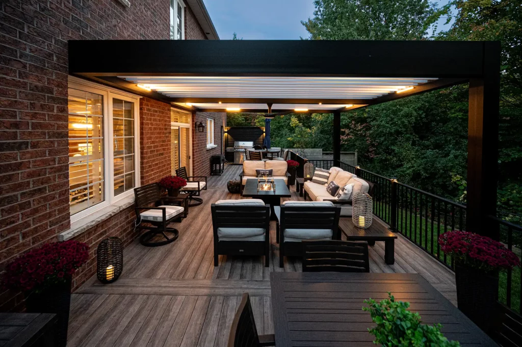 Modern composite deck with outdoor furniture – Composite Decking History & Trends